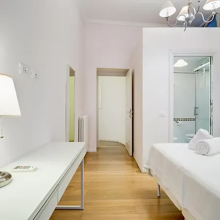 Trevi Fountain Modern 公寓 *