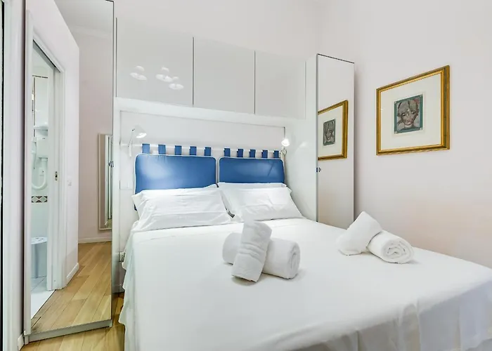 Trevi Fountain Modern דירה