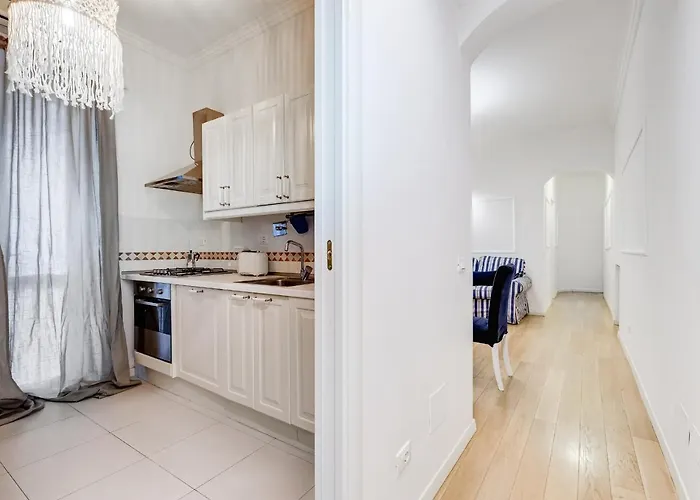 Trevi Fountain Modern דירה